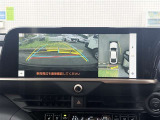 全周囲カメラを搭載しており、狭い駐車スペースでも安心です◎