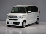 標準タイプのN-BOXは初代モデルのデザインを引き継いでいます
