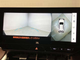 全周囲カメラ付きで車庫入れも安心ですね。