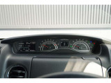 運転席から見やすい位置に配置されたメーター♪走行速度や燃料残量など、必要な情報をひと目で確認できて便利です!