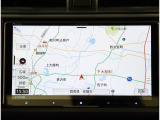 ナビ付きですので初めての場所や遠出に大活躍!Bluetoothでお使いのスマートフォンやミュージックプレイヤー接続することで音楽の再生もできます!!またフルセグ(ワンセグ)でのテレビの視聴も可能!!
