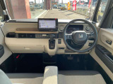 毎日の運転が楽しきなる装備もたくさん付いてます