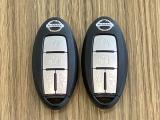 施錠/解錠/エンジンスタートが全てワンタッチで出来るインテリジェントキーが2個付いております☆