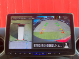 アラウンドビューモニター付きですので、車庫入れも楽々です。
