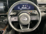 【純正革巻きステアリング】上質な革を使用することで、手にしっかり馴染みとても運転しやすいハンドルです♪