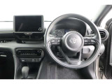 運転席から見たハンドルダッシュまわりです。