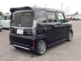 ☆当社販売スタッフは自動車のプロフェッショナルです!自動車の知識が全くないお客様でも安心してご来店下さい! 丁寧に分かりやすくご案内させていただきます☆
