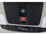 緊急通報ボタンが装備されています。ホンダコネクト対応。ご利用には、Honda Total Care プレミアムのご加入が必要です。