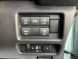 軽とは思えないほどの豊富な装備も魅力的!各機能の切り替えボタンは運転席から操作ラクラク。