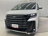 LEDヘッドライトです。デザイン性がよくとても明るいので、夜間の走行や悪天候でも安心です。しかも長寿命!