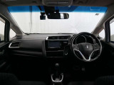 見通しのよいすっきりとした視界で、誰でも運転しやすいです。運転のしやすさは疲れにくさにも繋がりますよ♪