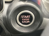 【プッシュ式エンジン】プッシュ式エンジンスタートでブレーキを踏んでボタンを押すだけでエンジン始動がスムーズ!!鍵をカバンに入れているだけでエンジンの始動が可能★とても便利な機能です