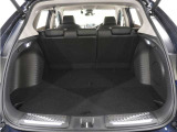 ◆フル乗車でもしっかり荷物を収納出来るラゲッジスペースです。普段の買い物でしたらしっかり積める十分な荷室スペースが確保されています。