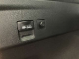 AC100V、1500Wのコンセントを車内に設置。アウトドアや駐車場で野外のコンセントとして利用できます。また、停電などの非常時にも使える便利な機能です!