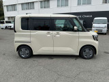コンパクトなボディーなのでお車を初めてご購入される方でも安心してお乗りいただけます。