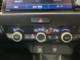 オートエアコン付きです!お好みの温度をセットするだけでエアコンの風量などを自動でコントロール。快適な車内でお過ごしいただけます。