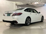 「中古車ハイブリッド保証」ハイブリッド機構を無償で保証します。保証期間は、初度登録年月から10年、またはロングラン保証が終了後3年間。ただし累計走行距離が20万km以内です。