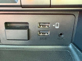 USB充電も2口ございます。