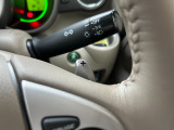 運転席手元でシフトダウン、アップの操作が可能です