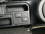 アイドリングストップシステムが標準装備されています。横滑り防止装置(VSC & TRC)が全車に標準装備されています。
