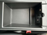 全国正規ディーラー保証付/2年走行距離無制限 弊社デモカー ステアリングヒーター 19インチブラックアルミホイール ブラックレザーシート ブラックキドニーグリル ブラックミラー ブラックウッドトリム 赤キャリパー