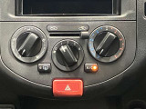 【マニュアルエアコン】ダイヤルをまわして簡単に温度調整が可能!車内も快適♪