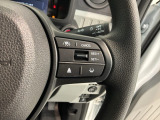 クルーズコントロールを装備しています。高速道路などで一定の速度で走ってくれるので運転が楽ですよ!速度を設定できますので、スピードの出しすぎにも注意できます。