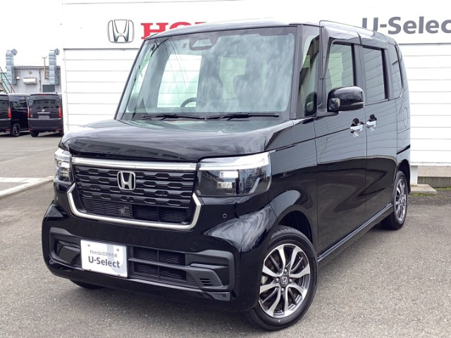 N-BOXカスタム  カスタム 660 4WD