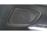 【アドバンスドサウンドシステム】各クラスのインテリア専用に開発された、高性能スピーカー&アンプのオーディオシステム。豊かな臨場感とともに心地よいナチュラルサウンドが愉しめます。