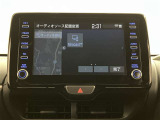 いまや必須装備「ナビゲーション」搭載!知らない場所に、スイスイッとドライブ。なんて便利な機能でしょうか?もう、これなしではハンドルを握れませんね!でも、運転中の操作は危険ですのでご注意ですね♪