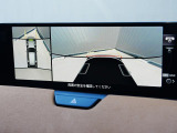 360&deg;ビューモニターを搭載しています。パーキングセンサーと合せてお使いいただくことで、安全、安心にお車の取り回しを行っていただけます。