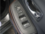 ◆パワーウィンドウスイッチ◆運転席から全席の窓の開閉操作を行うことが出来いつでも換気ができます!