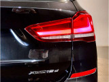 BMWのオートライトは積極的にライトをつけることにより、自車の存在を周囲に向けアピールいたします。それは安全性への配慮でもあります。