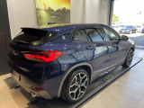 BMWのお車は、走行の安定性とコーナリングの良さを追求し、思い通りにハンドルの操作可能です。試乗車もご用意しておりますので、ぜひ&ldquo;駆け抜ける歓びをご体感ください!