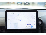 ディスプレイオーディオを装備。スマホとクルマをつなぐことで、これまでのナビに加えて、いろんなサービスが楽しめます。