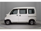 当店は全車『ロングラン保証』付!(1年間、距離無制限 HV車はHV保証付) 別途延長保証もご用意しております♪ ぜひ現車を確認にご来店ください