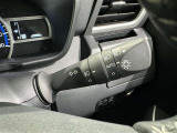 【オートライト】車外の明るさに応じて自動的にライトの点灯・消灯をしてくれます