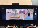 【アットホームな雰囲気のお店です】メルセデスに精通したスタッフが、心をこめてお車選びをお手伝い致します。是非メルセデスベンツへの想いをお聞かせください