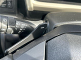 パドルシフトを使用することで、エコでスポーティなドライブが出来ます!左側のパドルは【シフトダウン】します