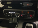 フロント両席にはシートヒーターが付いています!寒い日に便利な装備ですね。