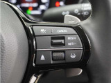 ◆アダプティブクルーズコントロール◆予め設定した車速内でクルマが自動的に加減速。前走車との適切な車間距離を維持しながら追従走行します。【LKAS】車線維持支援システムでステアリング操作を支援。