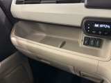 豊富に在庫を取り揃えています。 軽自動車からミニバン、セダン、SUV、話題のハイブリッド車などなど続々入荷中です!