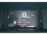 【走行距離 】約0.4万キロ走行しているお車になります!当社試乗車のため、走行距離も少なくおすすめです!