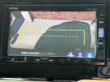 後退時に車両の進行方向のガイド線を表示してくれます!便利な機能ですが後方確認の目視もお忘れなく!