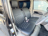 運転席シート廻りは使用感も少なく、良好な状態となっています。丁寧に使われていたことがよくわかりますね。