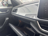 フォルクスワーゲン尼崎カーセンサーサイトをご覧頂き誠にありがとうございます。気になるお車はぜひお問い合わせください。通話料無料:0078-6002-179805 中古車担当 小野田(おのだ)