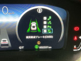【両側パワースライドドア】両側がパワースライドドアになっており、運転席のスイッチやスマートキーでも開閉が可能です!開口部も広いので乗り降りも楽々♪