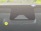 【トヨタセーフティセンス】走行中に前方の車両等を認識し、衝突しそうな時は警報とブレーキで衝突回避と被害軽減をアシスト。より安全にドライブをお楽しみいただけます。