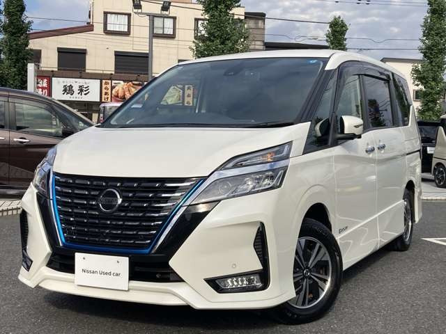 セレナ 1.2 e-POWER ハイウェイスターV 