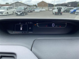 【スピードメーター】『スピードメーター』の画像になります。メーターがシンプルで見やすく運転しやすいですね!